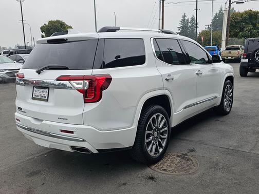 2021 GMC Acadia Denali