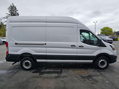 Oxford White 2025 Ford Transit-250 Base
