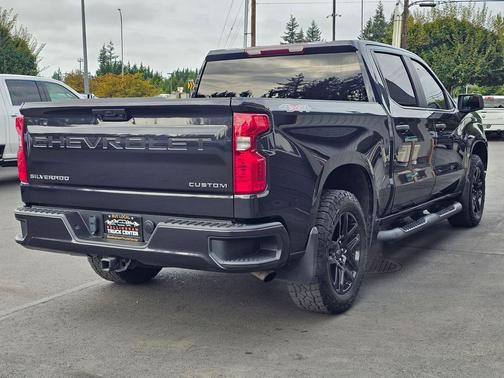 Dark Ash Metallic 2023 Chevrolet Silverado 1500 Custom