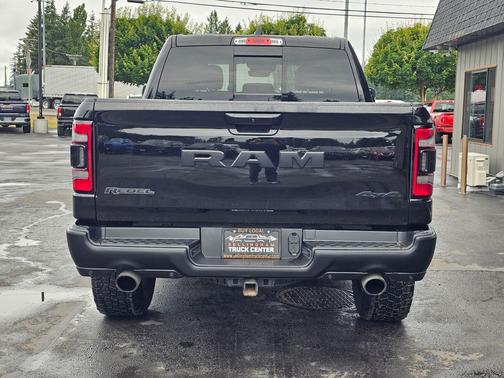 Diamond Black Crystal Pearlcoat 2022 RAM 1500 Rebel