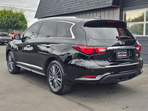 Black Obsidian 2017 INFINITI QX60 Base