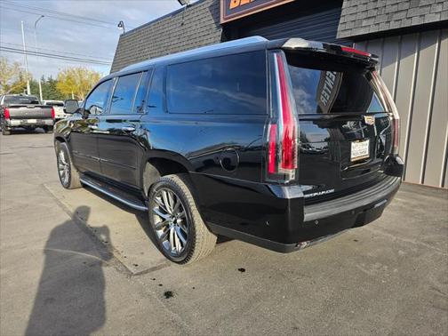 2020 Cadillac Escalade ESV Luxury