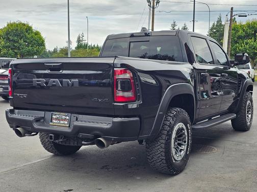 Diamond Black Crystal Pearlcoat 2022 RAM 1500 TRX