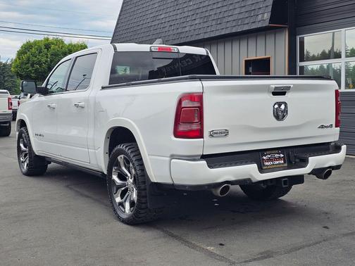 Ivory Tri-Coat Pearl 2019 RAM 1500 Longhorn