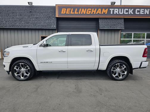 Ivory Tri-Coat Pearl 2019 RAM 1500 Longhorn