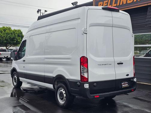Oxford White 2025 Ford Transit-250 Base
