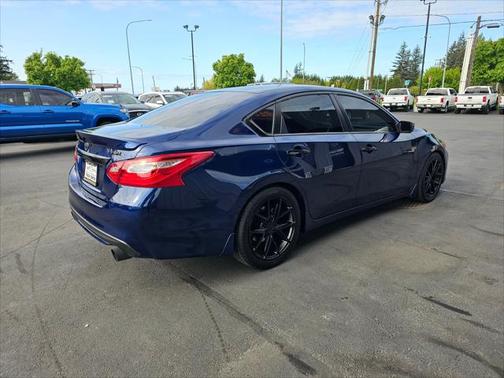 2016 Nissan Altima 3.5 SR