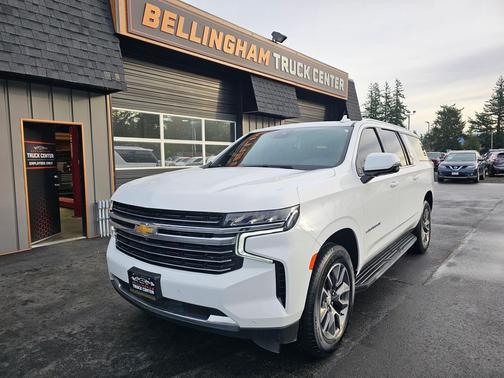 2023 Chevrolet Suburban LT