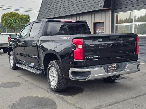 Black 2019 Chevrolet Silverado 1500 LT