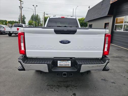 2023 Ford F-350 XLT