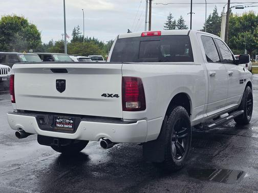 Bright White Clear Coat 2018 RAM 1500 Sport