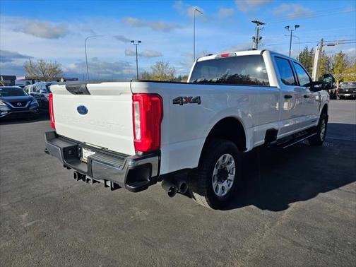 2023 Ford F-350 XLT