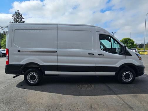 Oxford White 2025 Ford Transit-250 Base