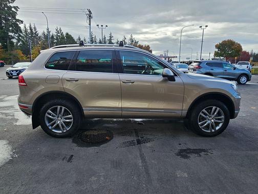 2015 Volkswagen Touareg TDI Lux