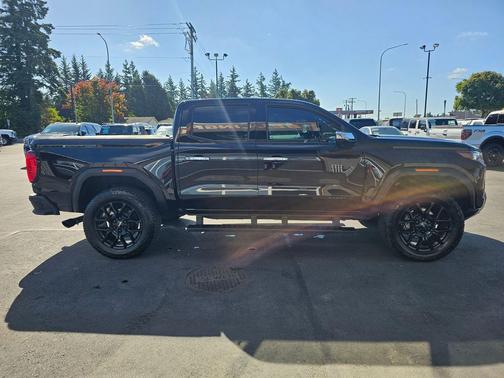 2024 GMC Canyon Denali