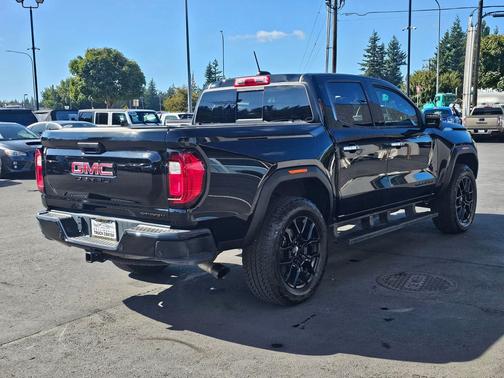 2024 GMC Canyon Denali