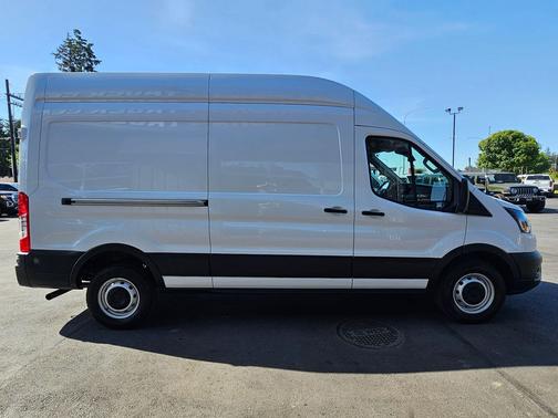 Oxford White 2025 Ford Transit-250 Base