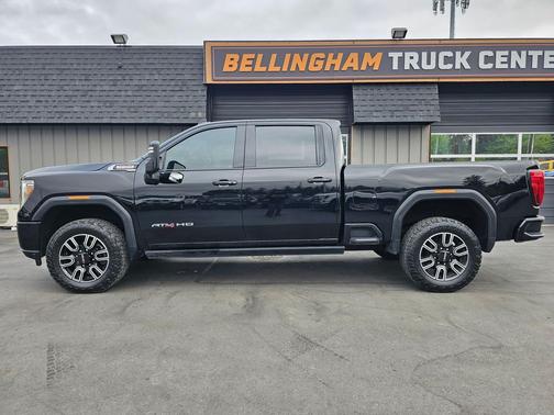 Onyx Black 2023 GMC Sierra 3500 AT4