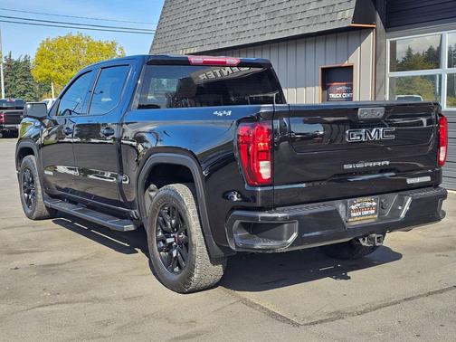 Onyx Black 2022 GMC Sierra 1500 Elevation