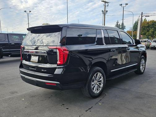 2021 GMC Yukon XL SLT