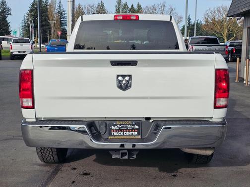 Bright White Clear Coat 2019 RAM 1500 Express