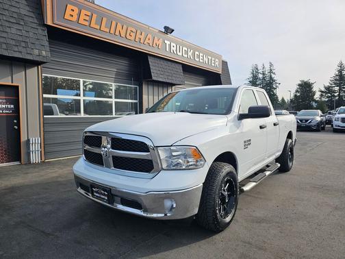 Bright White Clear Coat 2019 RAM 1500 Express