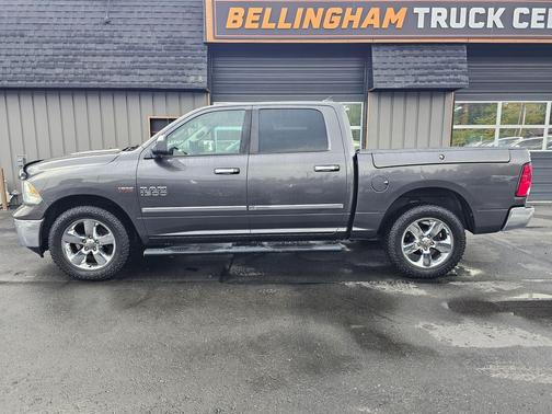 Granite Crystal Metallic Clearcoat 2016 RAM 1500 Big Horn