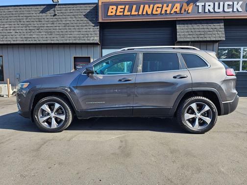 Diamond Black Crystal Pearl Coat 2019 Jeep Cherokee Limited