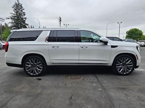 Summit White 2025 GMC Yukon XL Denali Ultimate
