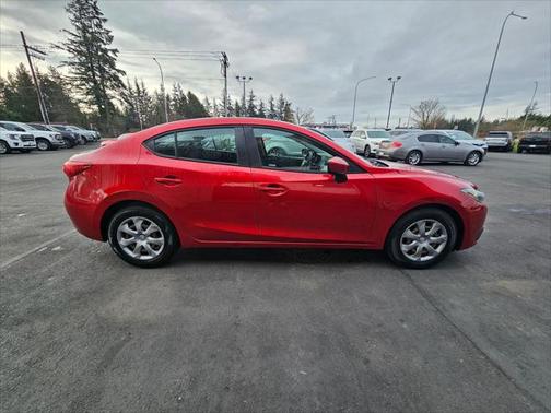 2015 Mazda Mazda3 i Sport