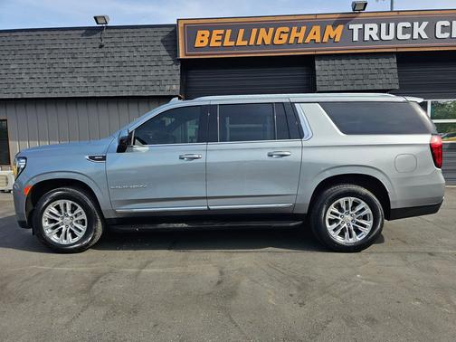 Sterling Metallic 2024 GMC Yukon XL SLT