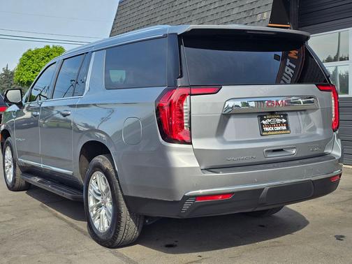 Sterling Metallic 2024 GMC Yukon XL SLT