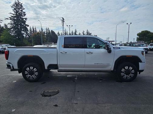 2023 GMC Sierra 3500 Denali