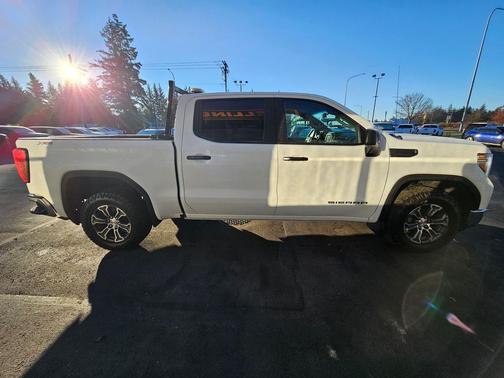 2022 GMC Sierra 1500 Pro