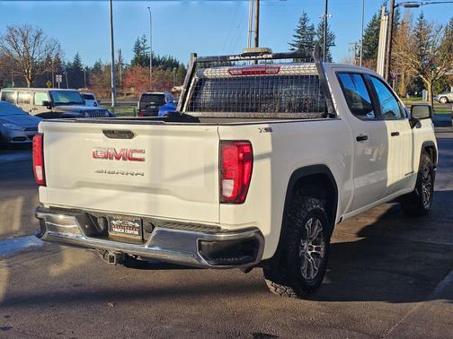 2022 GMC Sierra 1500 Pro