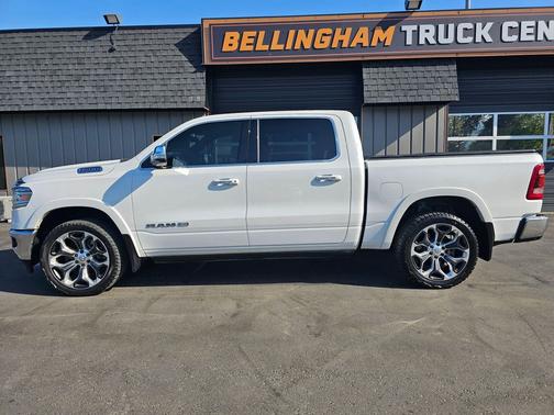 Bright White Clear Coat 2022 RAM 1500 Longhorn