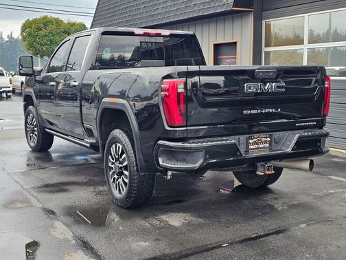 Onyx Black 2024 GMC Sierra 3500 Denali