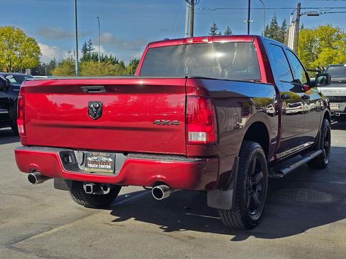 Delmonico Red Pearl Coat 2019 RAM 1500 Express