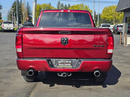 Delmonico Red Pearl Coat 2019 RAM 1500 Express