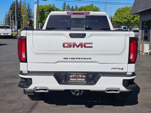 Summit White 2023 GMC Sierra 1500 AT4