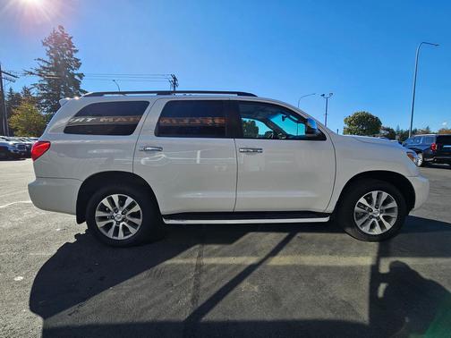 2016 Toyota Sequoia Limited