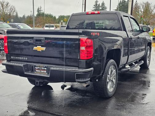 2018 Chevrolet Silverado 1500 Custom