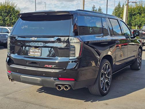 Black 2025 Chevrolet Suburban RST