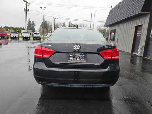2015 Volkswagen Passat 2.0L TDI SE