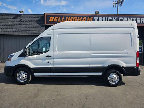 Oxford White 2025 Ford Transit-250 Base