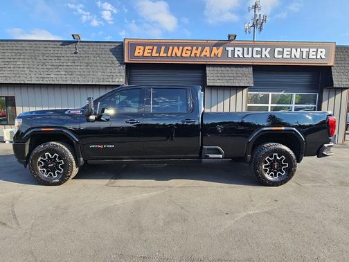 Onyx Black 2022 GMC Sierra 3500 AT4