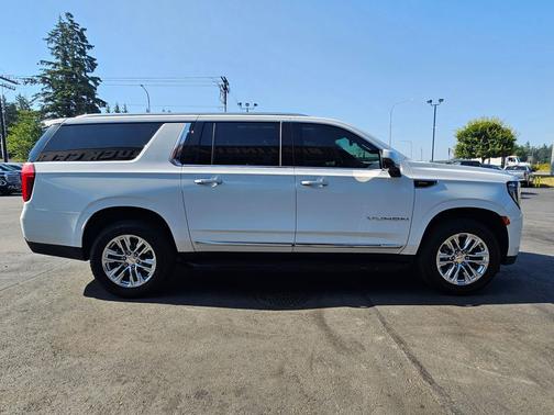 Summit White 2024 GMC Yukon XL SLT