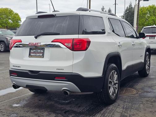 Summit White 2019 GMC Acadia SLE-2
