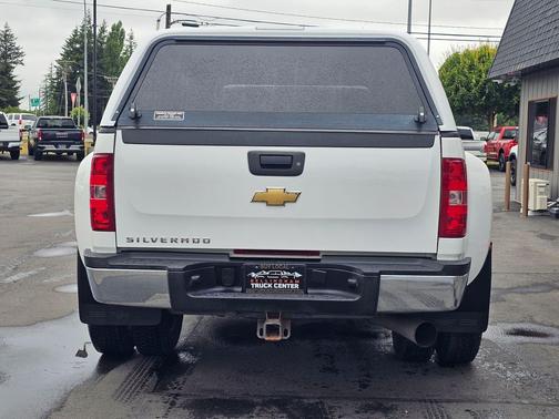 Summit White 2009 Chevrolet Silverado 3500 LT Crew Cab