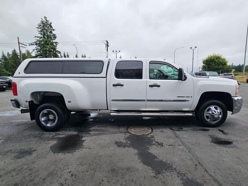 Summit White 2009 Chevrolet Silverado 3500 LT Crew Cab